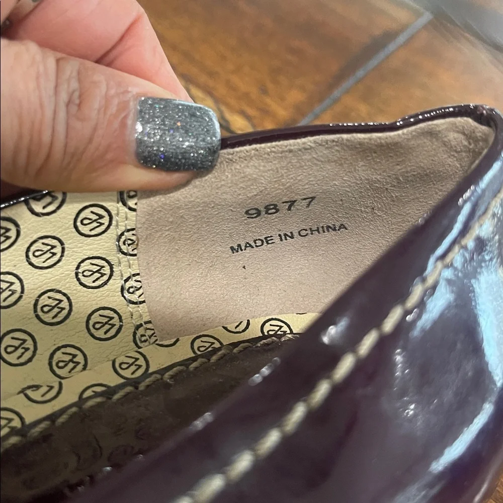Martin + Osa purple plum patent leather ballet flats size 6